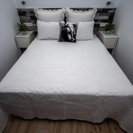 Los Elefantes Apartment San Bartolomé المظهر الخارجي الصورة