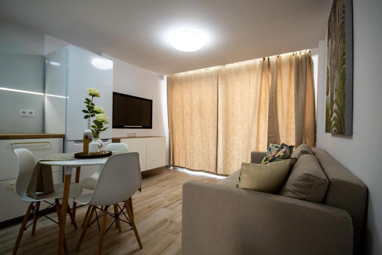 Los Elefantes Apartment San Bartolomé المظهر الخارجي الصورة