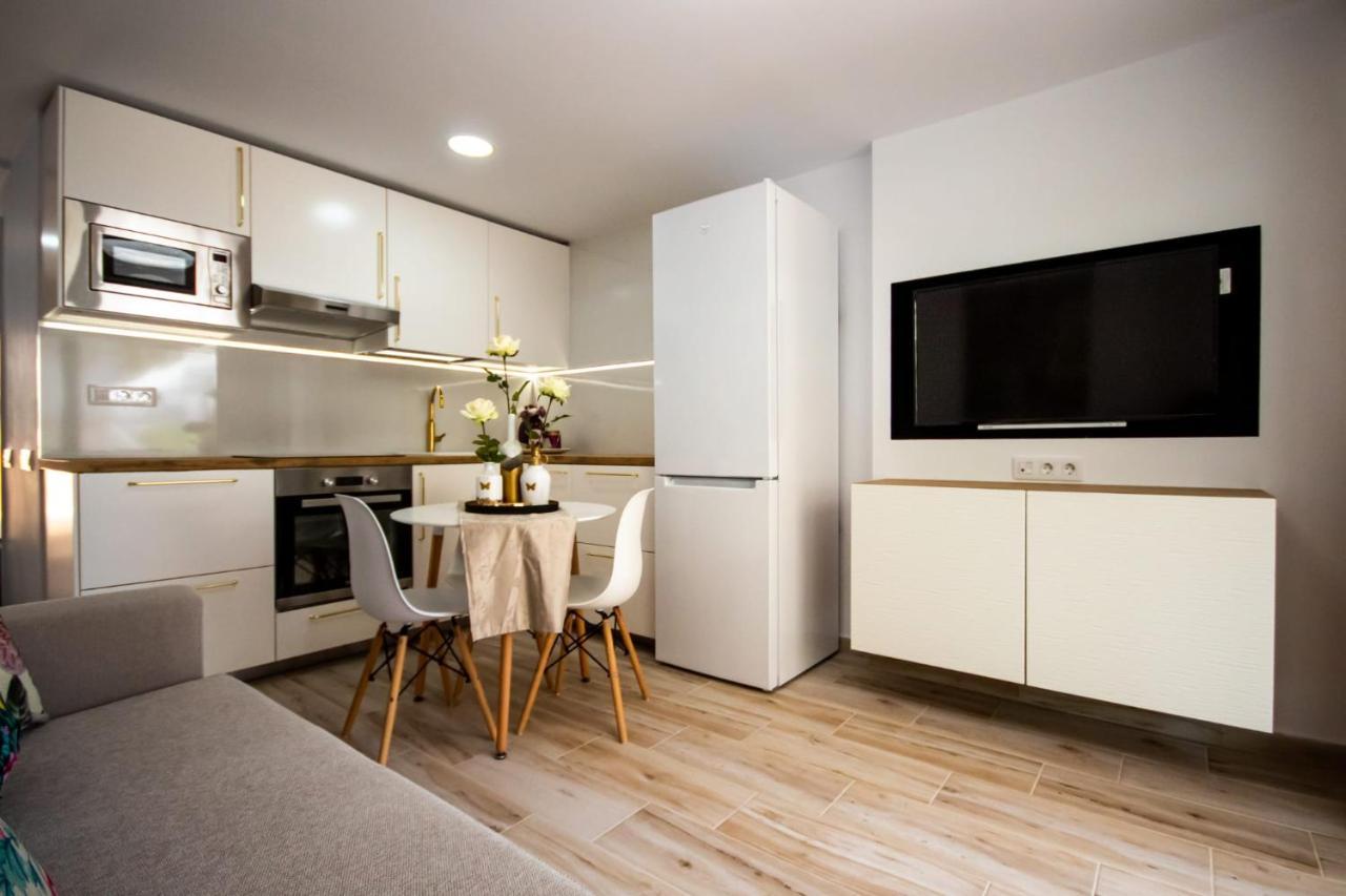 Los Elefantes Apartment San Bartolomé المظهر الخارجي الصورة
