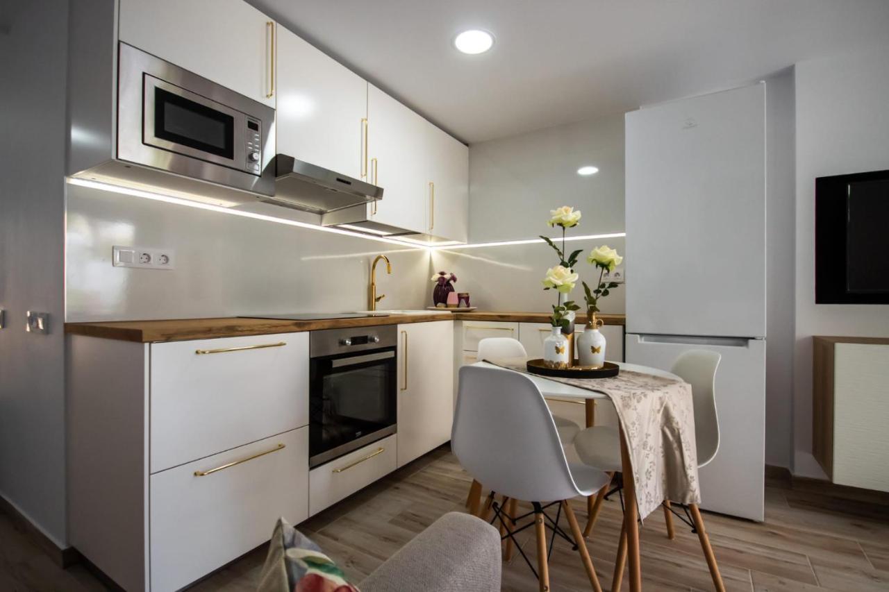 Los Elefantes Apartment San Bartolomé المظهر الخارجي الصورة